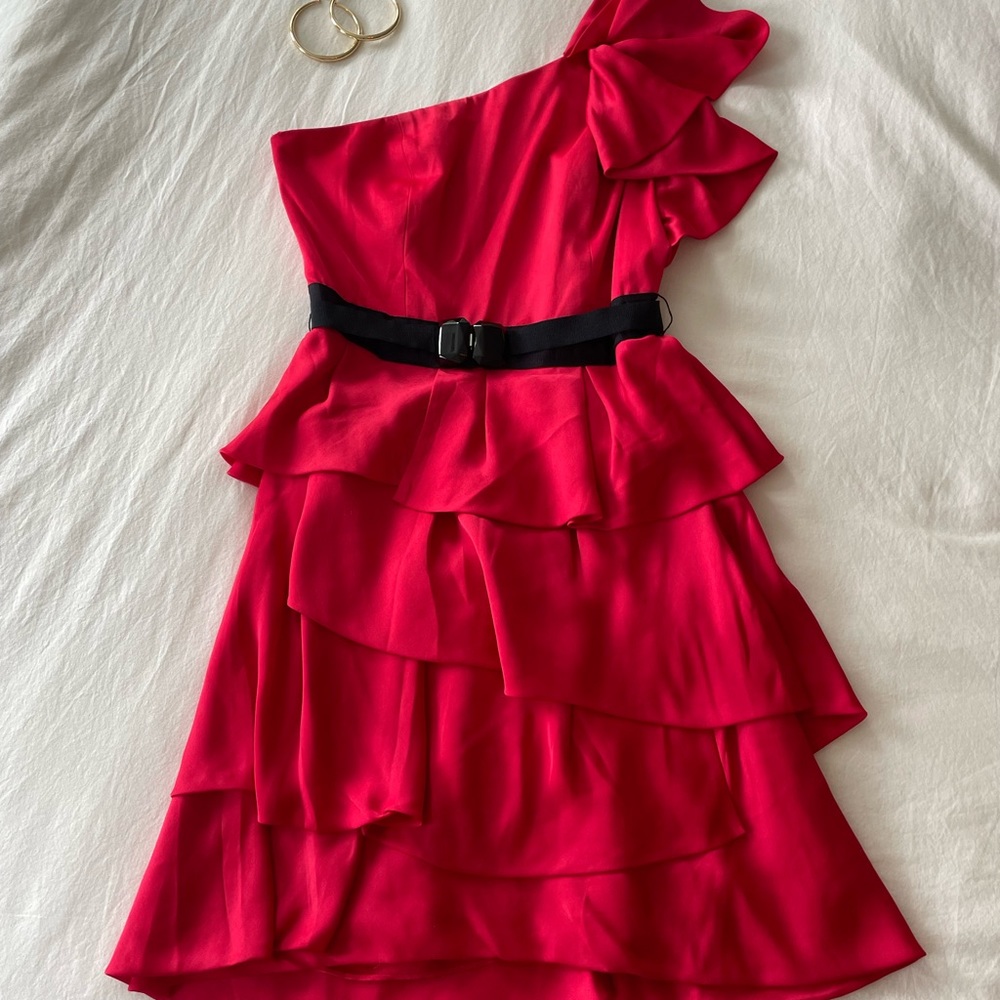 BCBG Max Azria red satin tiered one shoulder party dress! Size 6.